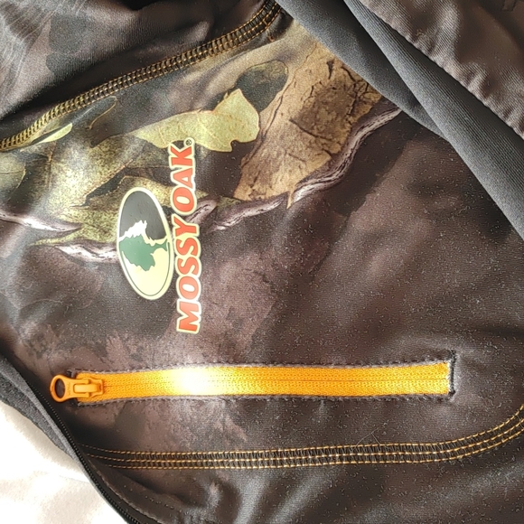 Mossy Oak men's M, Women's L pullover - Picture 4 of 4